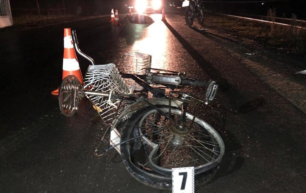 Под Львовом 14-летний мотоциклист насмерть сбил велосипедиста