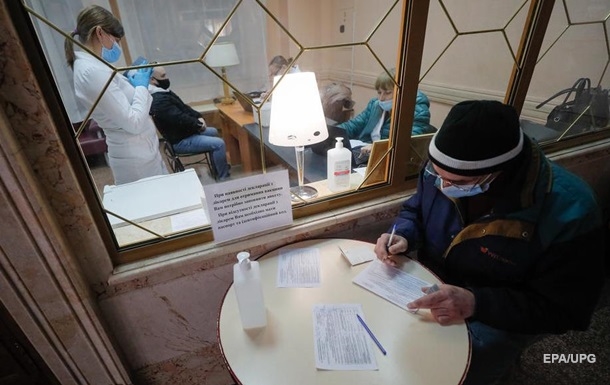 Стали відомі витрати України на COVID-вакцини