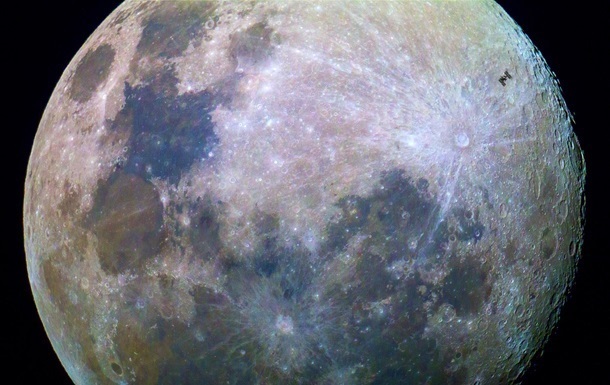 NASA перенесло висадку людини на Місяці