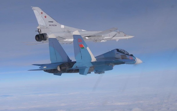 Бомбардировщики РФ будут патрулировать воздушные границы Беларуси 