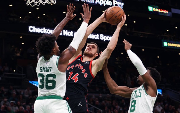 НБА: Усилий Михайлюка и Леня не хватило для побед Торонто и Сакраменто