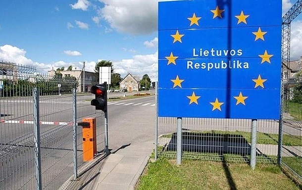 Двох українців затримали за перевезення нелегалів у Литві