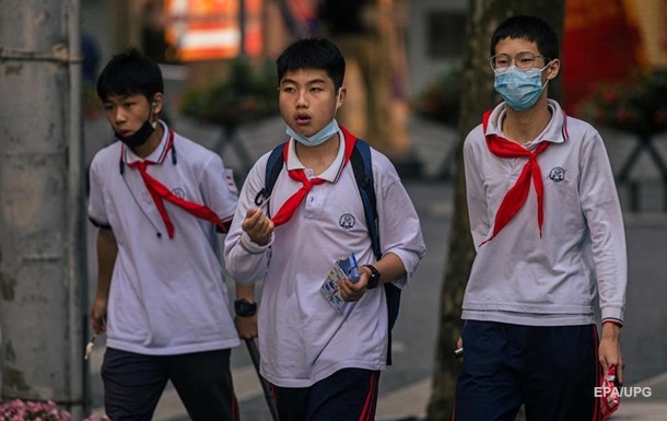 У Китаї прищепили від коронавірусу понад 80 млн дітей