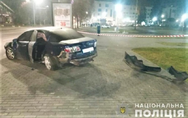 В Луцке пьяный водитель насмерть сбил на тротуаре епископа 