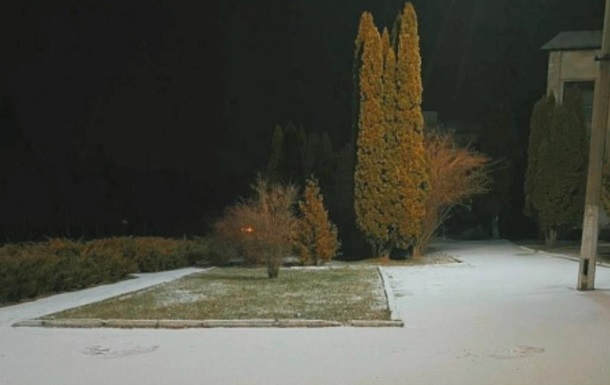 На Черниговщине и Сумщине выпал снег