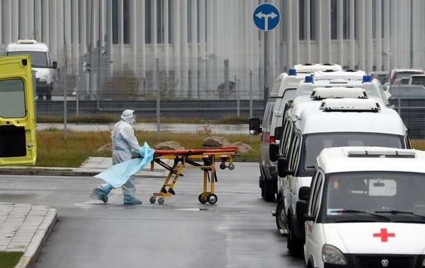 С начала пандемии в Украине 80 тысяч COVID-смертей