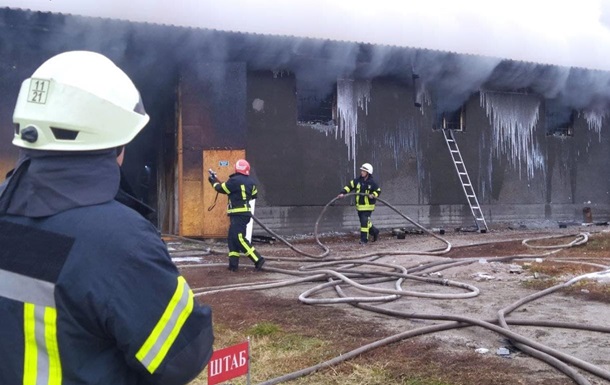 В Кропивницком потушили пожар в столярном цеху