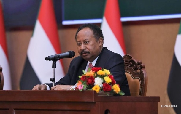 У Судані прем єр-міністр повернувся на посаду