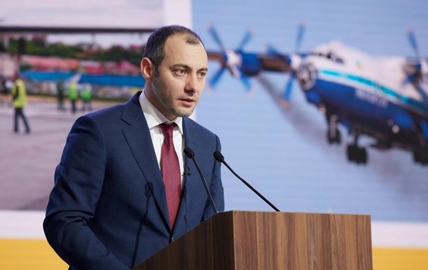Місця будівництва для двох аеропортів на Донбасі визначено – міністр