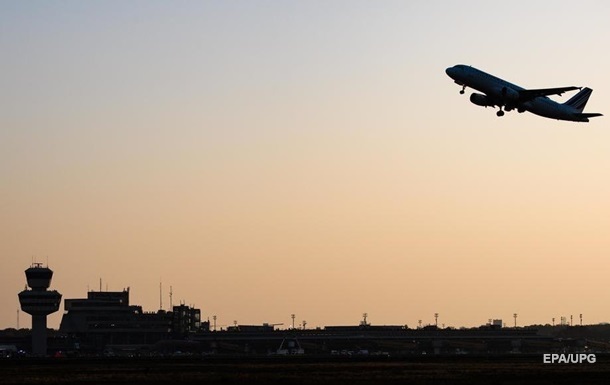 Понад десяток країн заборонили польоти до Південної Африки через новий штам