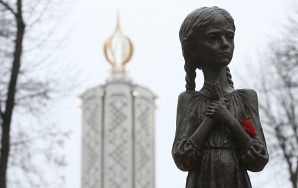 В Україні вшановують пам ять жертв голодоморів