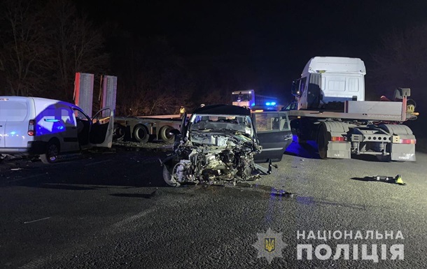 In Vinnitsa region, spouses were killed in an accident with a truck