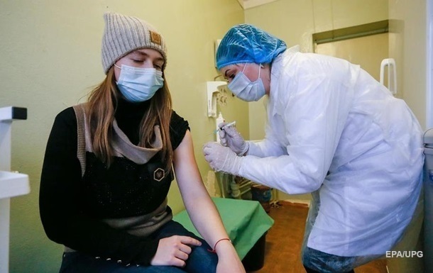 Вакцинацію від COVID пройшли ще 140 тисяч українців