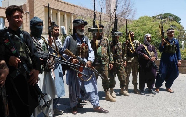Правозащитники обвинили  Талибан  в убийствах сотни бывших военных
