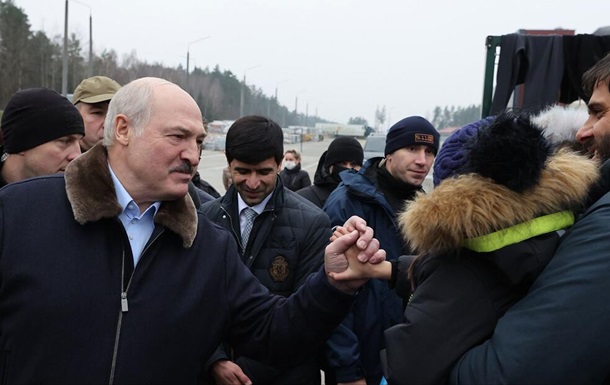 Захід ввів нові санкції. Лукашенко відповість Кримом