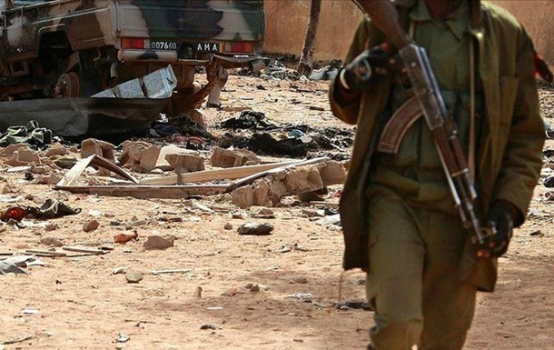 У Малі бойовики обстріляли автобус, загинули понад три десятки людей