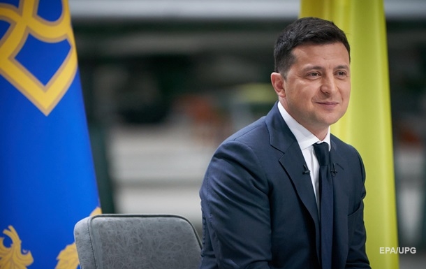 Zelensky congratulated volunteers on the holiday