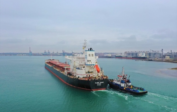 Second ship with coal for DTEK arrives in Ukraine