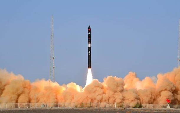 Китай запустил пять спутников с помощью частной ракеты CERES-1