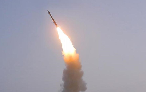 Індія успішно випробувала нову зенітну ракету