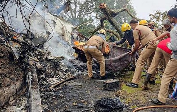 Крушение вертолета в Индии: число жертв увеличилось