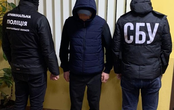 Задержан подозреваемый в поджоге автомобиля журналиста на Закарпатье