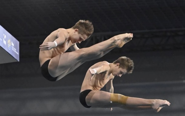 Середа та Аванесов - чемпіони світу серед юніорів у синхронних стрибках