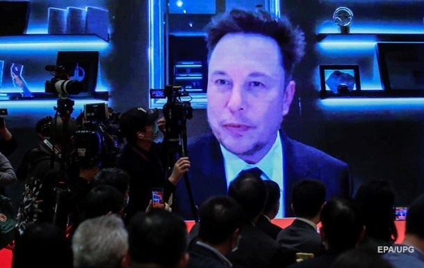 Ілон Маск продав черговий пакет акцій Tesla