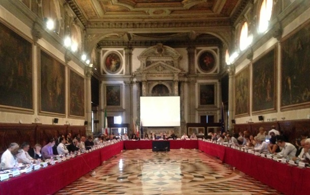  Венеціанка  підтримала відмову КСУ щодо призначених Зеленським суддів