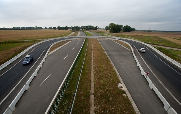 Шмигаль запропонував дозволити вилучення ділянок для будівництва доріг
