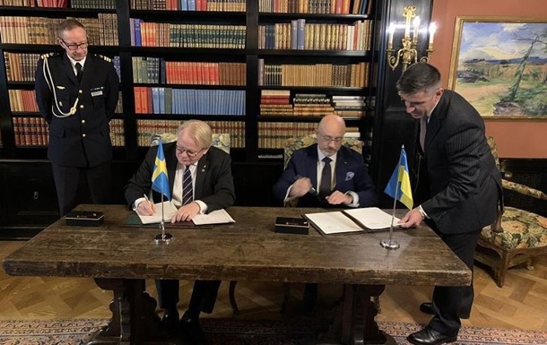Україна та Швеція посилять співпрацю в обороні