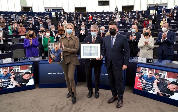 У Європарламенті вручили премію Сахарова, присуджену Навальному