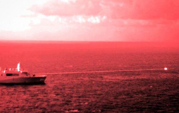 США успішно випробували лазерну зброю в морі