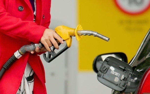 В Україні знизилися ціни на бензин