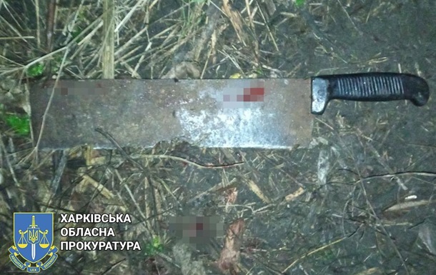 Житель Харківщини з ножем напав на поліцейських