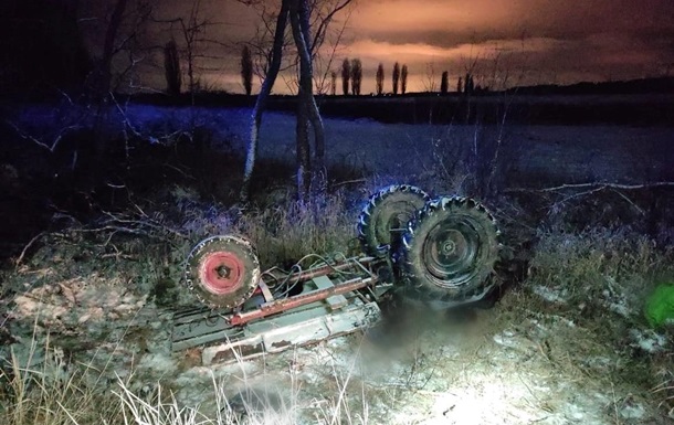 У ДТП під Києвом загинули водій та пасажир трактора