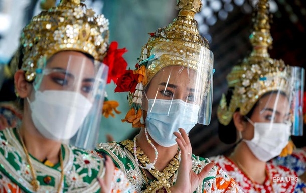 Таїланд готується відновити карантин для туристів