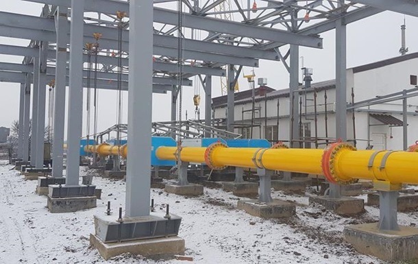 Газпром знизив транзит газу через Україну