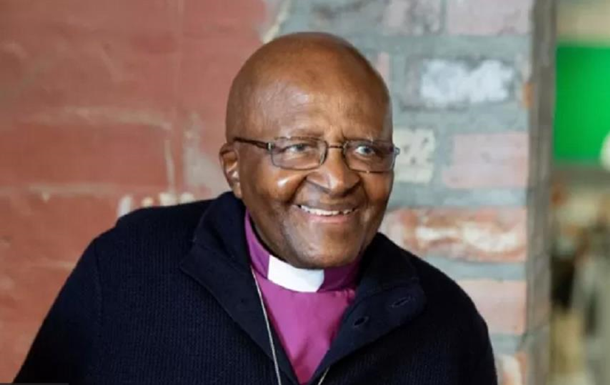 Помер лауреат Нобелівської премії миру, архієпископ Десмонд Туту