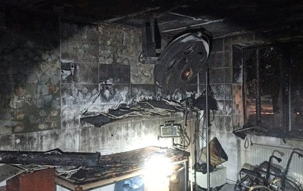 Пожежа у лікарні на Прикарпатті: стало відомо про стан постраждалих
