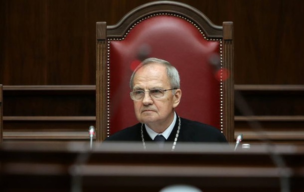 Голова Конституційного суду Росії допустив повернення смертної кари 