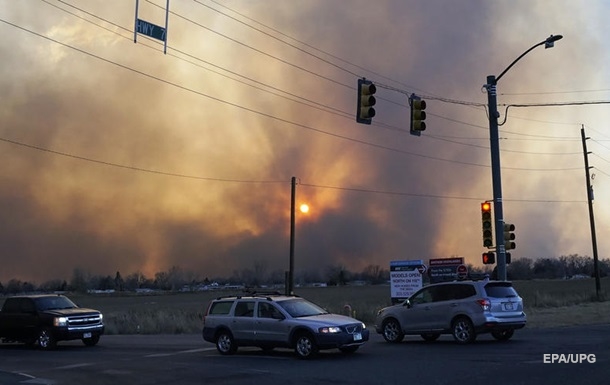 У Колорадо через пожежі евакуюють людей