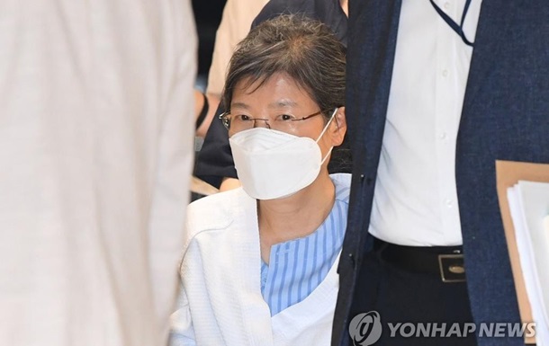 Екс-президент Південної Кореї вийшла на волю після майже п яти років в язниці