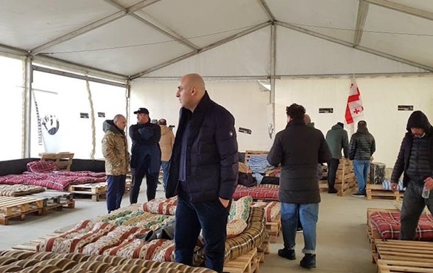 Прихильники Саакашвілі в Грузії припинили голодування