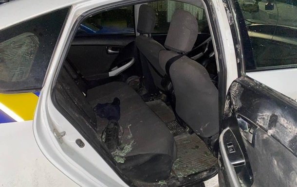 Житель Рівненщини втік з-під домашнього арешту та розбив машину поліції