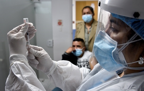 У Туреччині схвалили п яту дозу вакцини проти коронавірусу