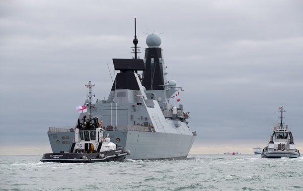 ЗМІ: Фрегат ВМФ Великобританії зіткнувся з російським підводним човном