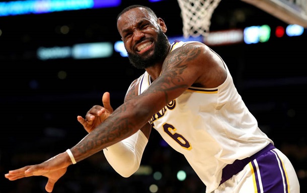 НБА: Голден Стэйт догоняют лидера, Лейкерс проигрывают