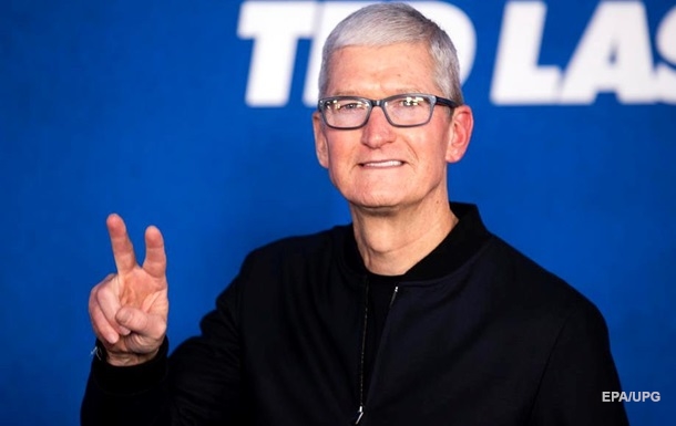 Заробіток глави Apple зріс за рік на 570%