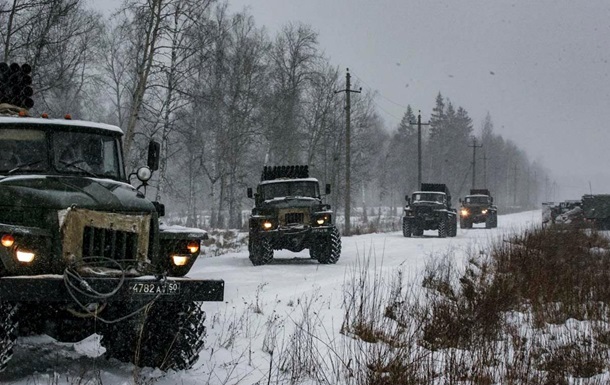 Росія розпочала військові навчання біля кордонів України